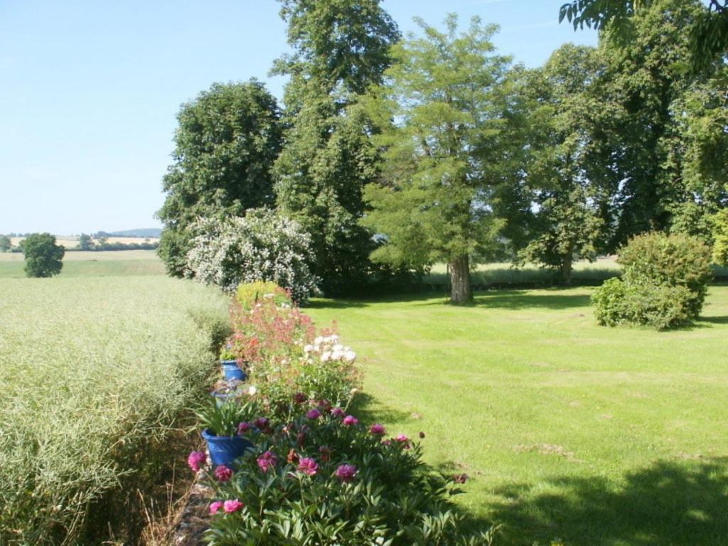 Chambres D'Hotes - Domaine Des Perrieres Crux-la-Ville Exteriér fotografie